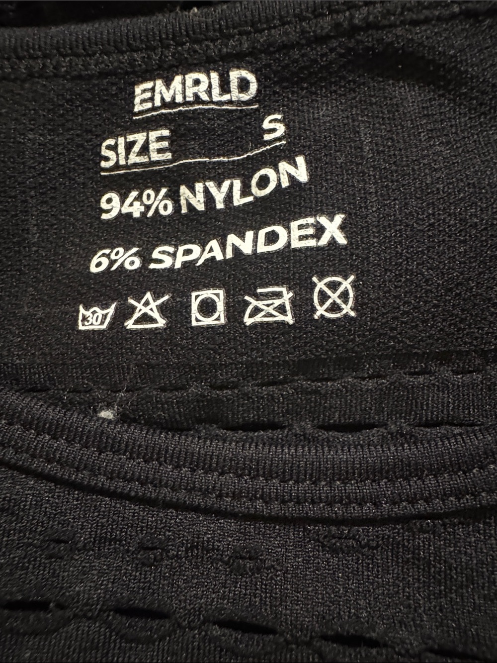 EMRLD Black Seamless Long Sleeve Crop Top - Picture 7 of 7